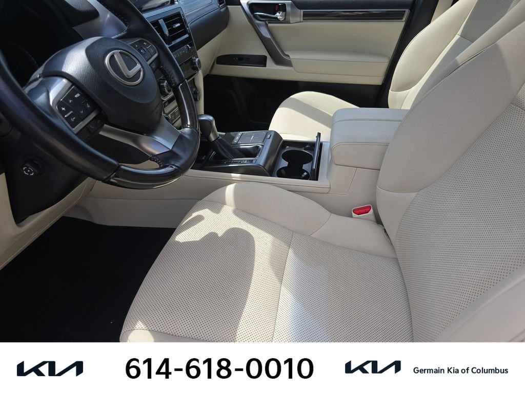 Used 2022 Black Lexus 460 image 17