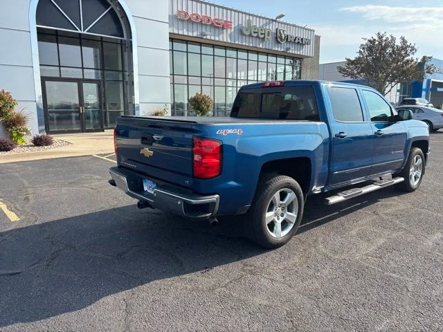 Used 2015 Deep Ocean Blue Chevrolet LT image 2