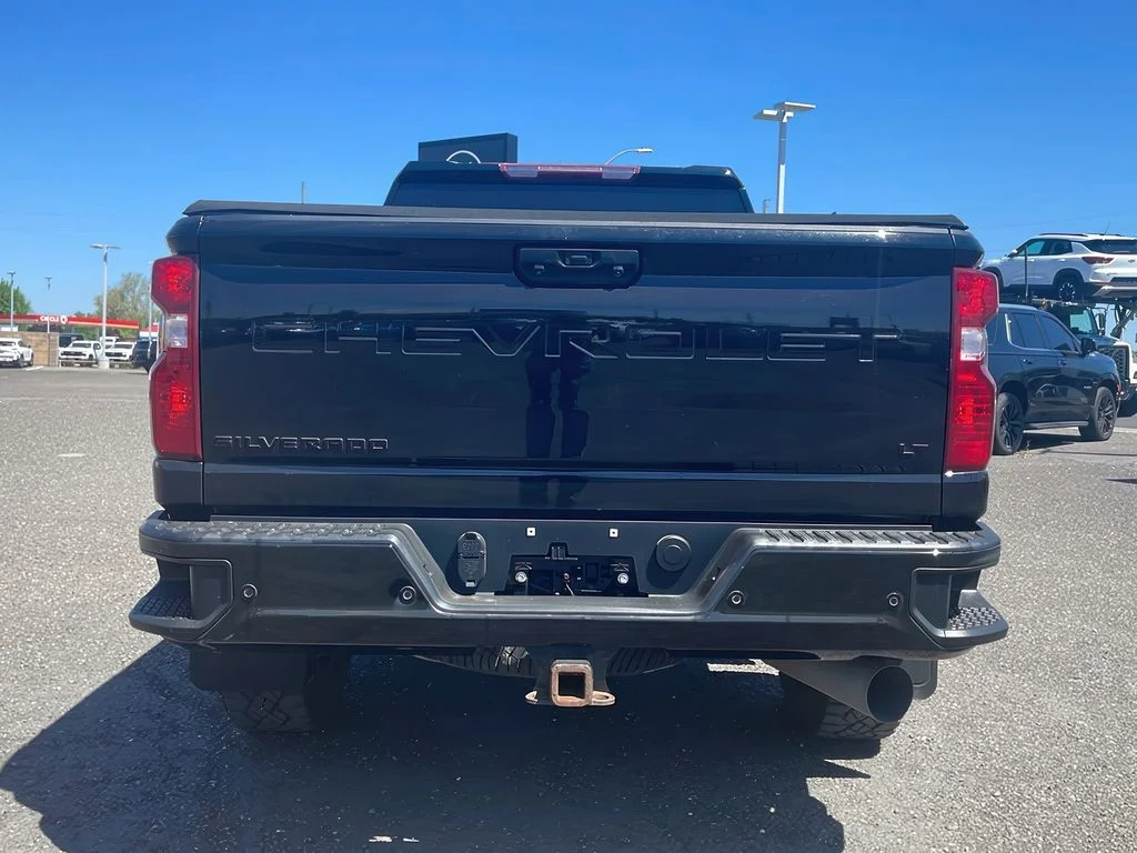 Used 2021 Black Chevrolet LT image 25