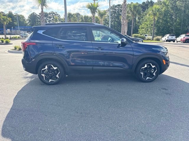 Used 2024 Blue Kia EX image 4