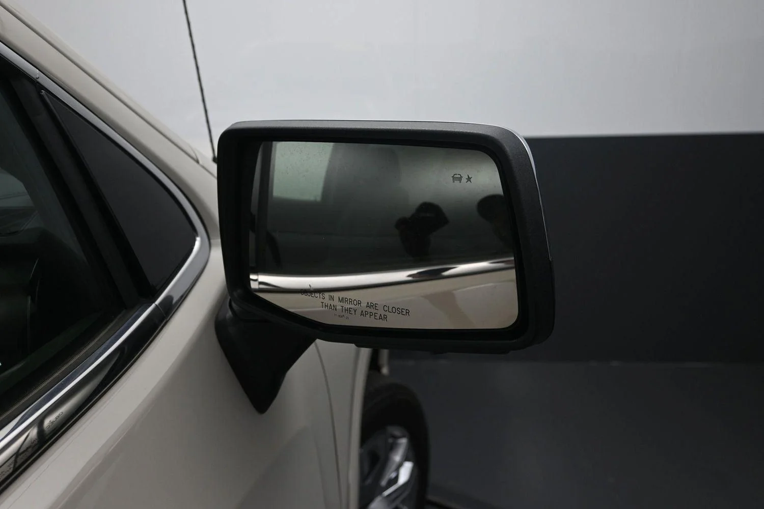2026 GMC Sierra 1500 Denali - Photo 9