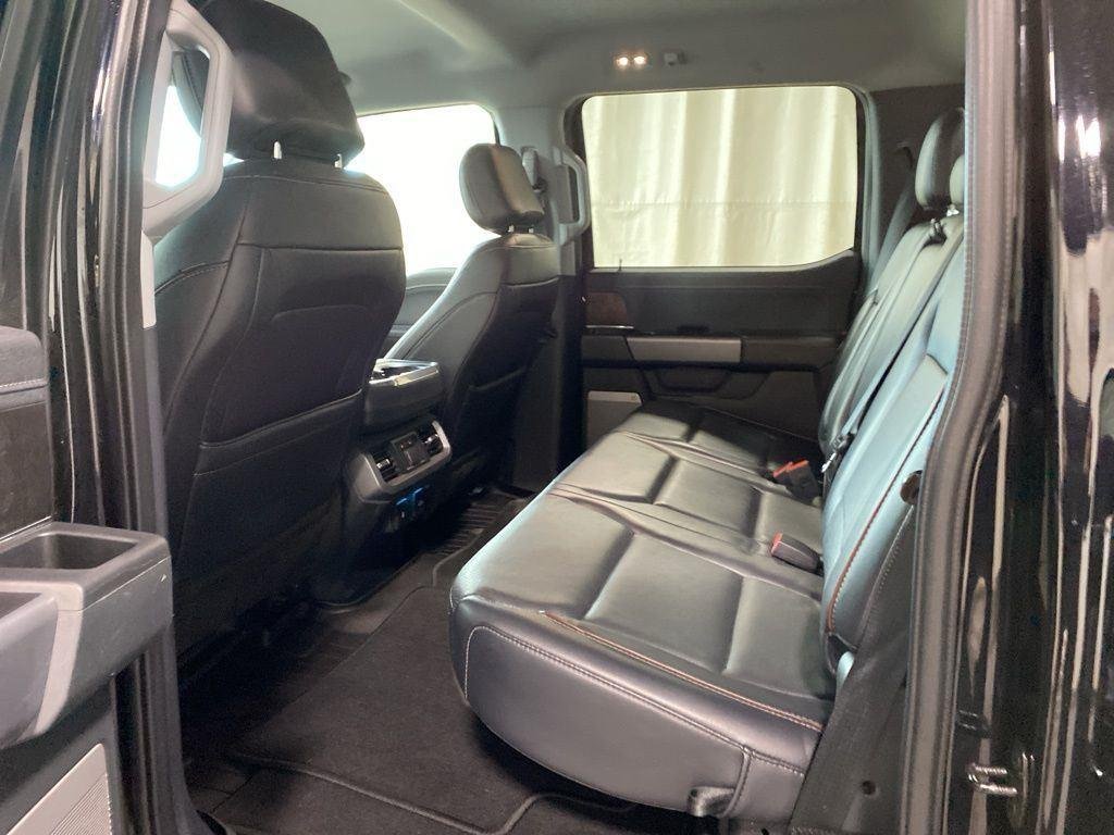 Used 2021 Black Metallic Ford LARIAT image 8