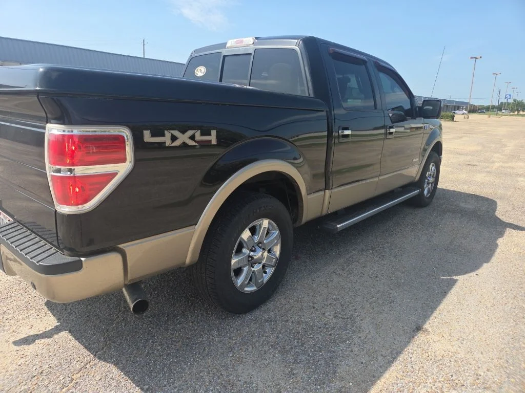 Used 2013 Black Ford Lariat image 12