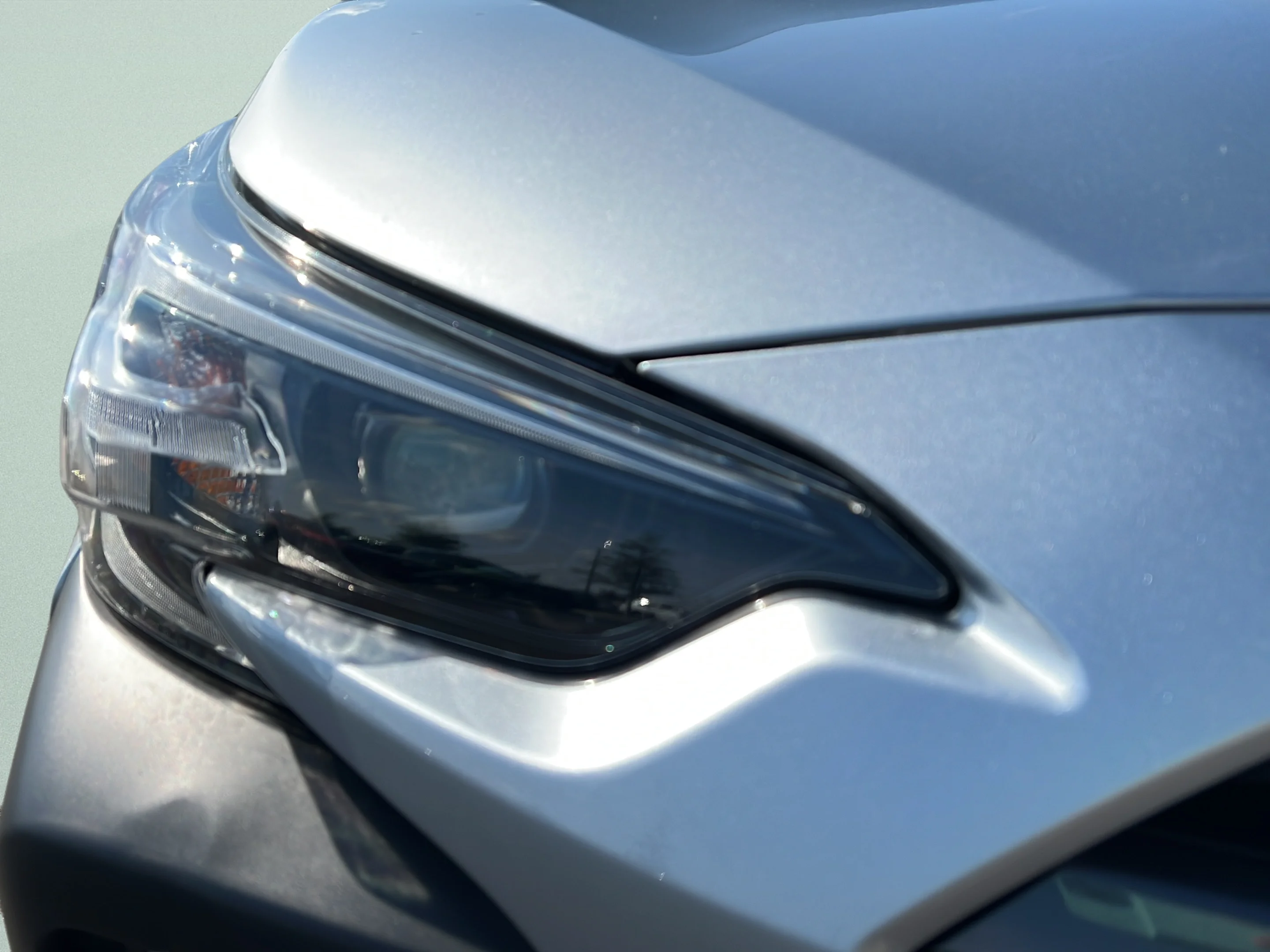 Used 2025 Ice Silver Metallic Subaru Premium image 23