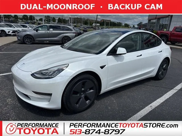 2022 Tesla Model 3 Long Range Dual Motor All-Wheel Drive's photo