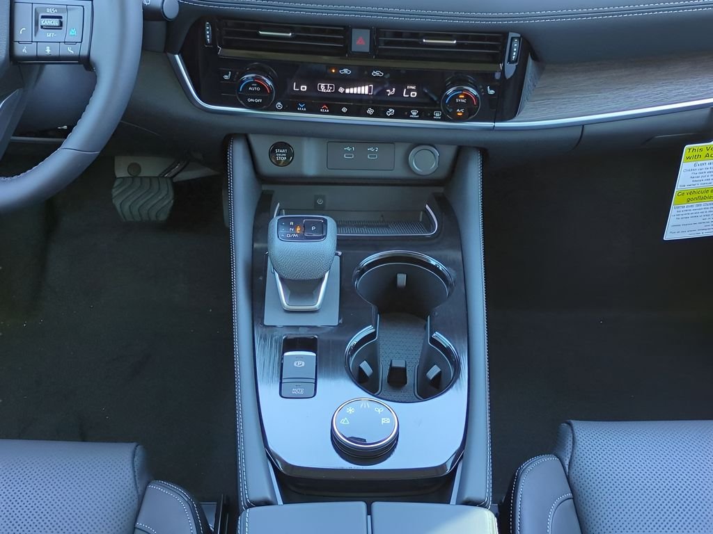 New 2026 White Nissan Platinum image 19
