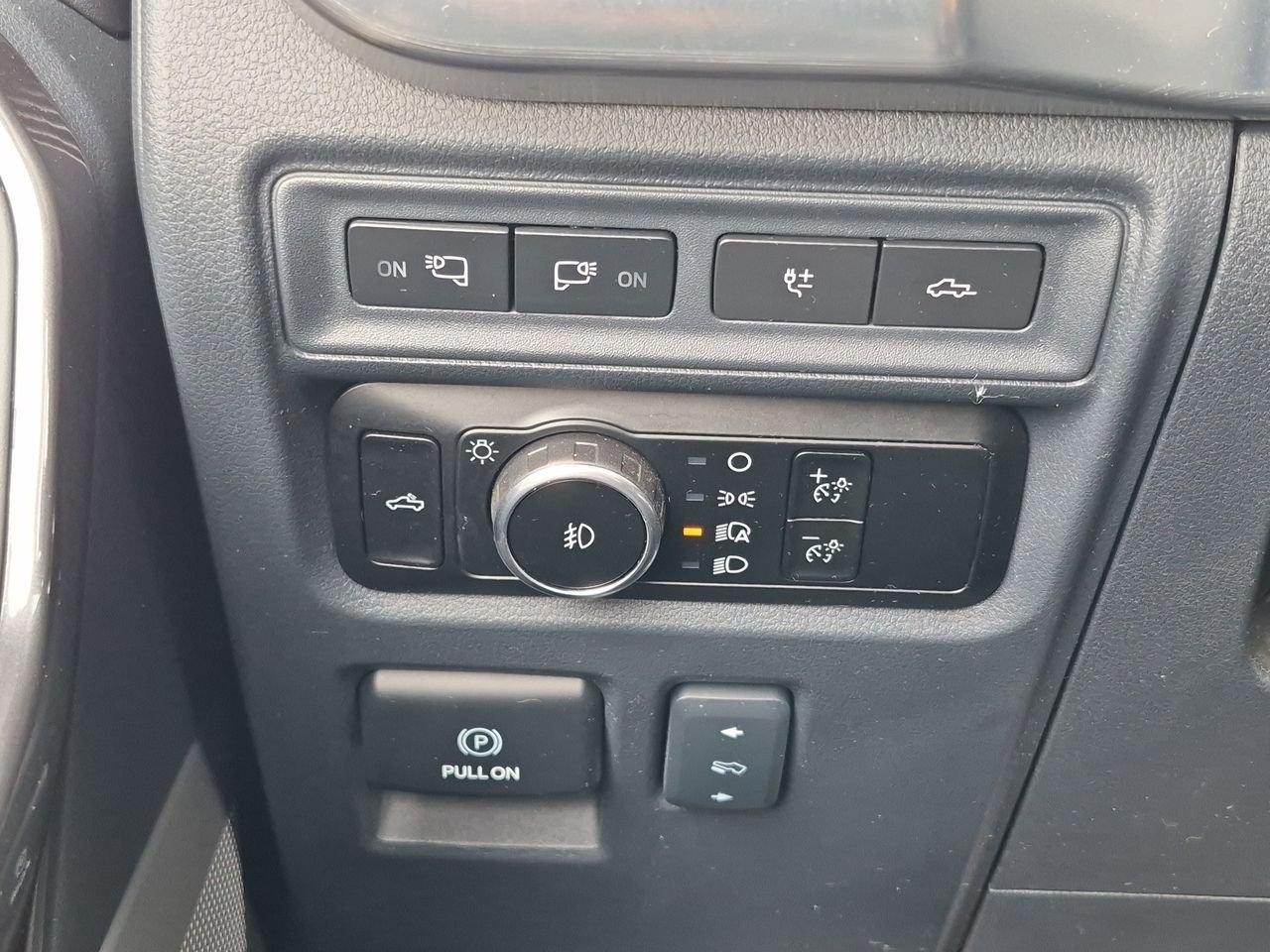 Used 2023 Black Ford Lariat image 18