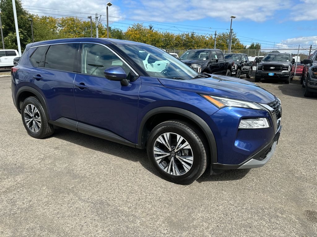 Used 2021 Blue Nissan SV image 8