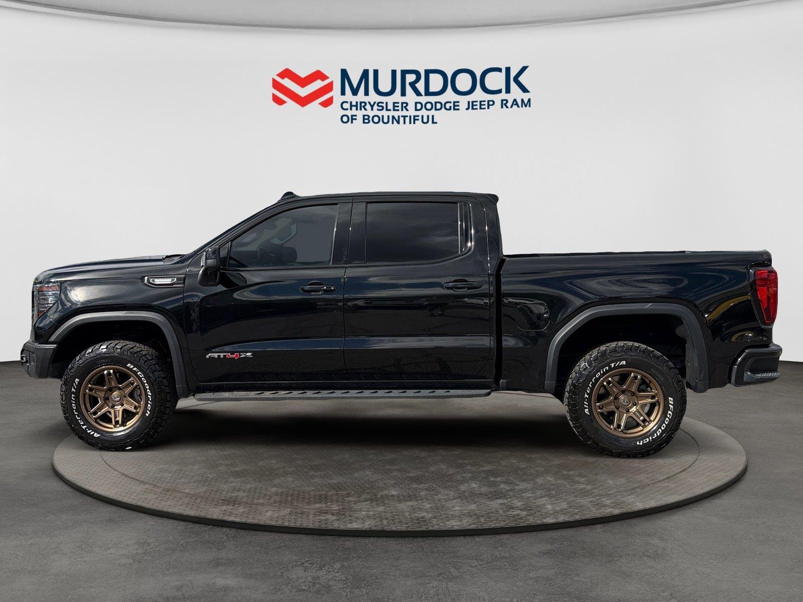 Used 2024 Onyx Black GMC AT4X image 7