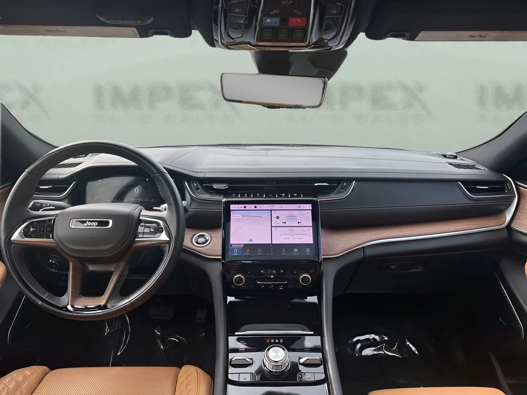 Used 2022 Black Jeep Summit image 15