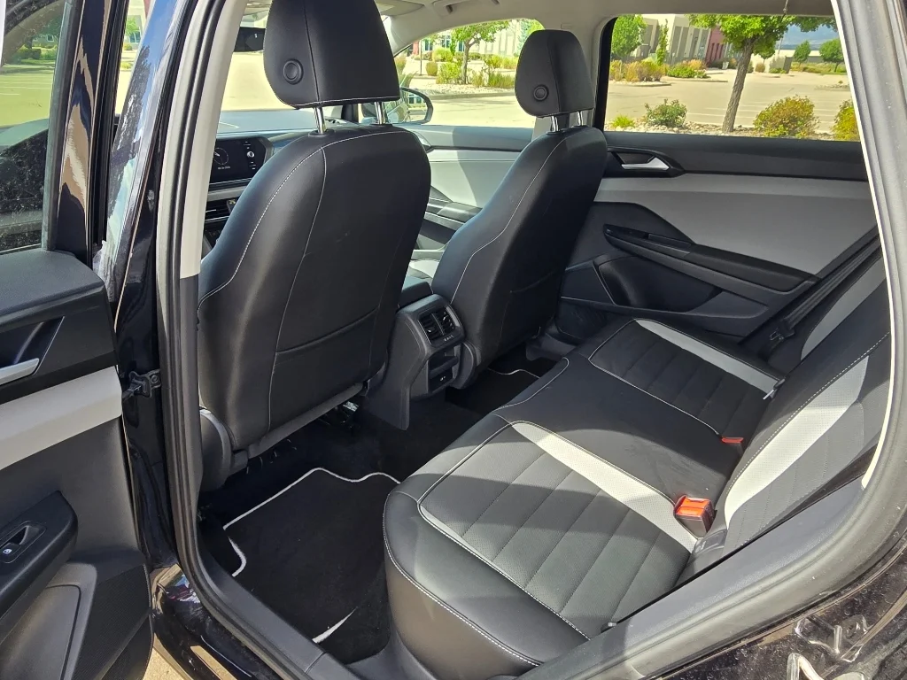 Used 2023 Deep Black Pearl Volkswagen SEL image 15
