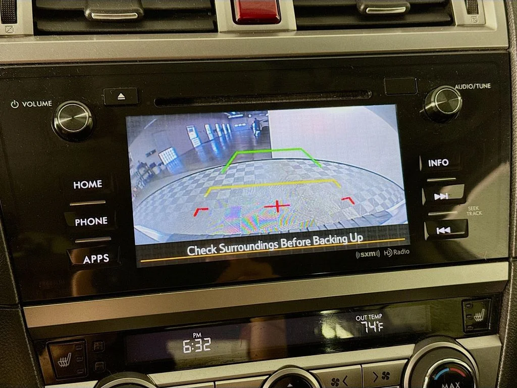 Used 2016 Ice Silver Metallic Subaru 2.5i Premium image 14