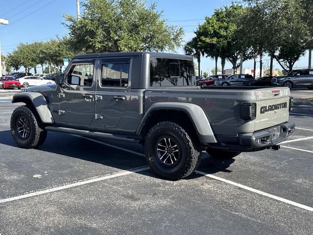 Used 2020 Gray Clearcoat Jeep Sport image 6
