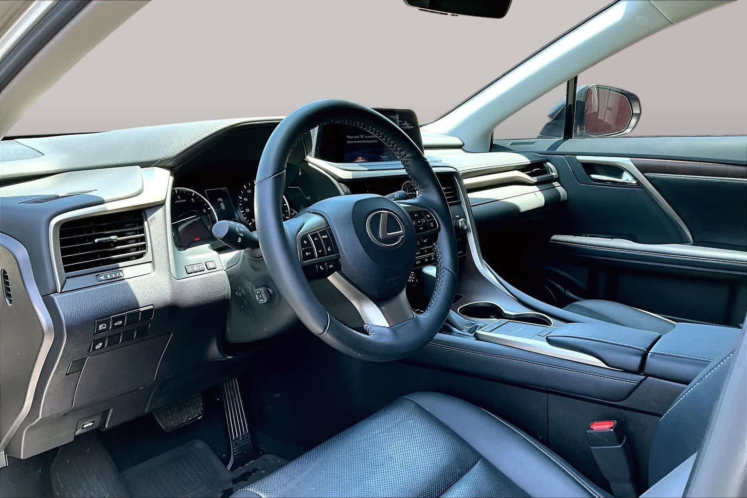 Certified Used 2022 Atomic Silver Lexus  image 18