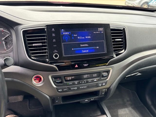 Used 2023 Red Honda RTL image 19