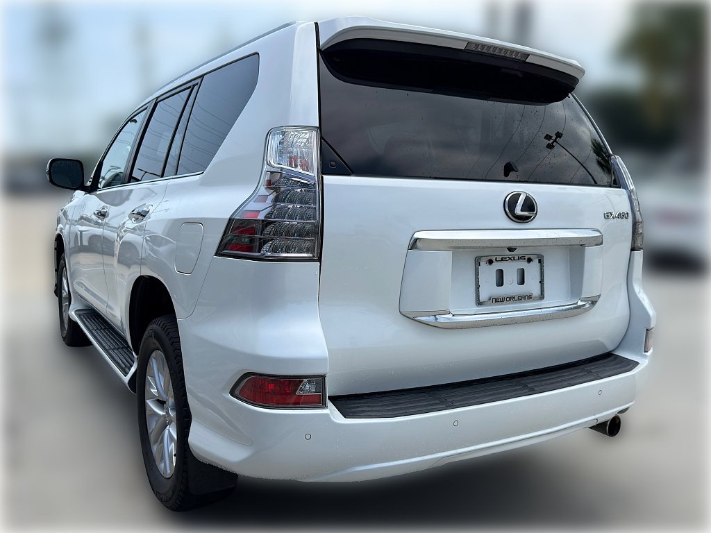 Used 2020 Starfire Pearl Lexus Base image 6