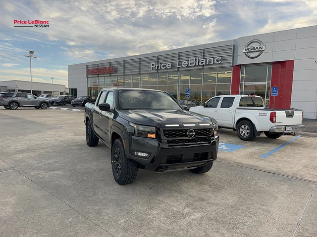 2027 Nissan Frontier SV