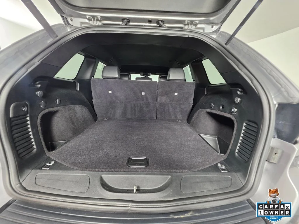 Used 2017 Silver Jeep Altitude image 12