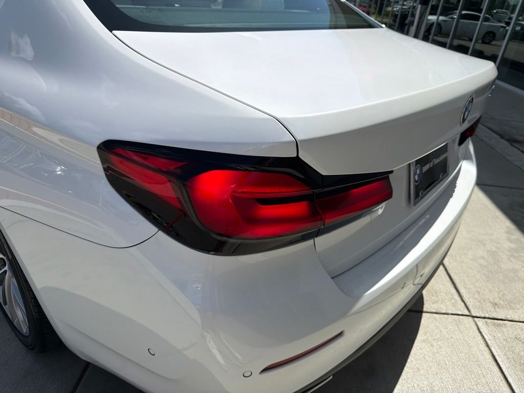 Used 2021 White BMW 530i image 15