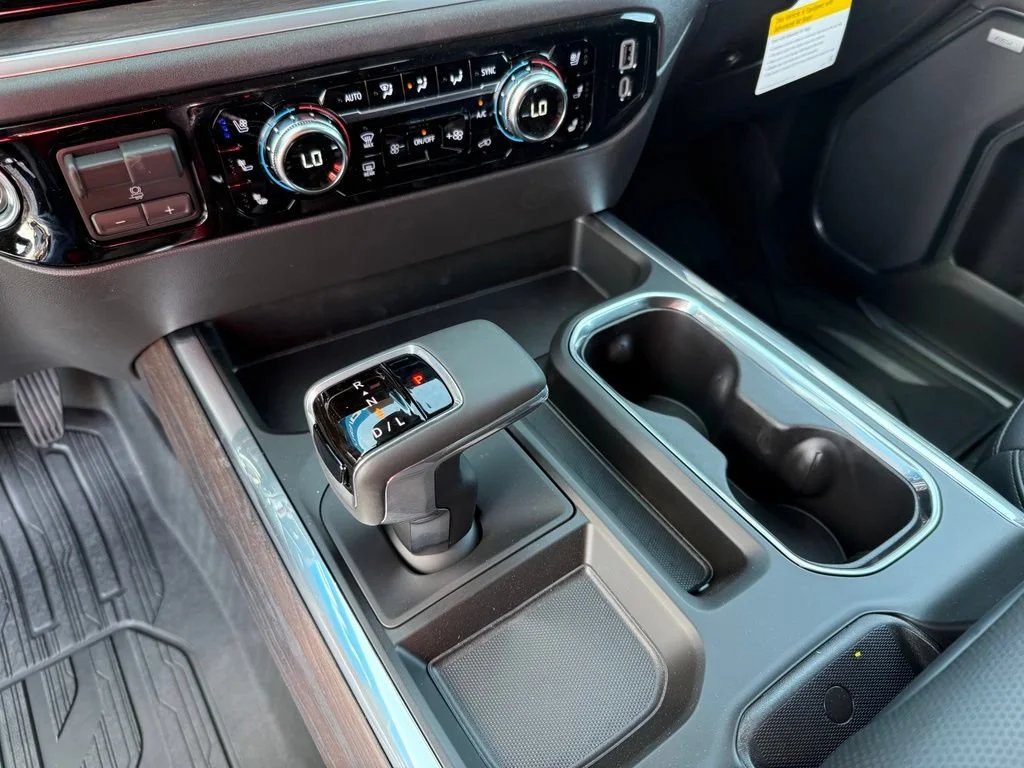 New 2026 Onyx Black GMC SLT image 26