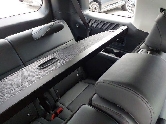 New 2026 Phantom Black Hyundai SEL image 14