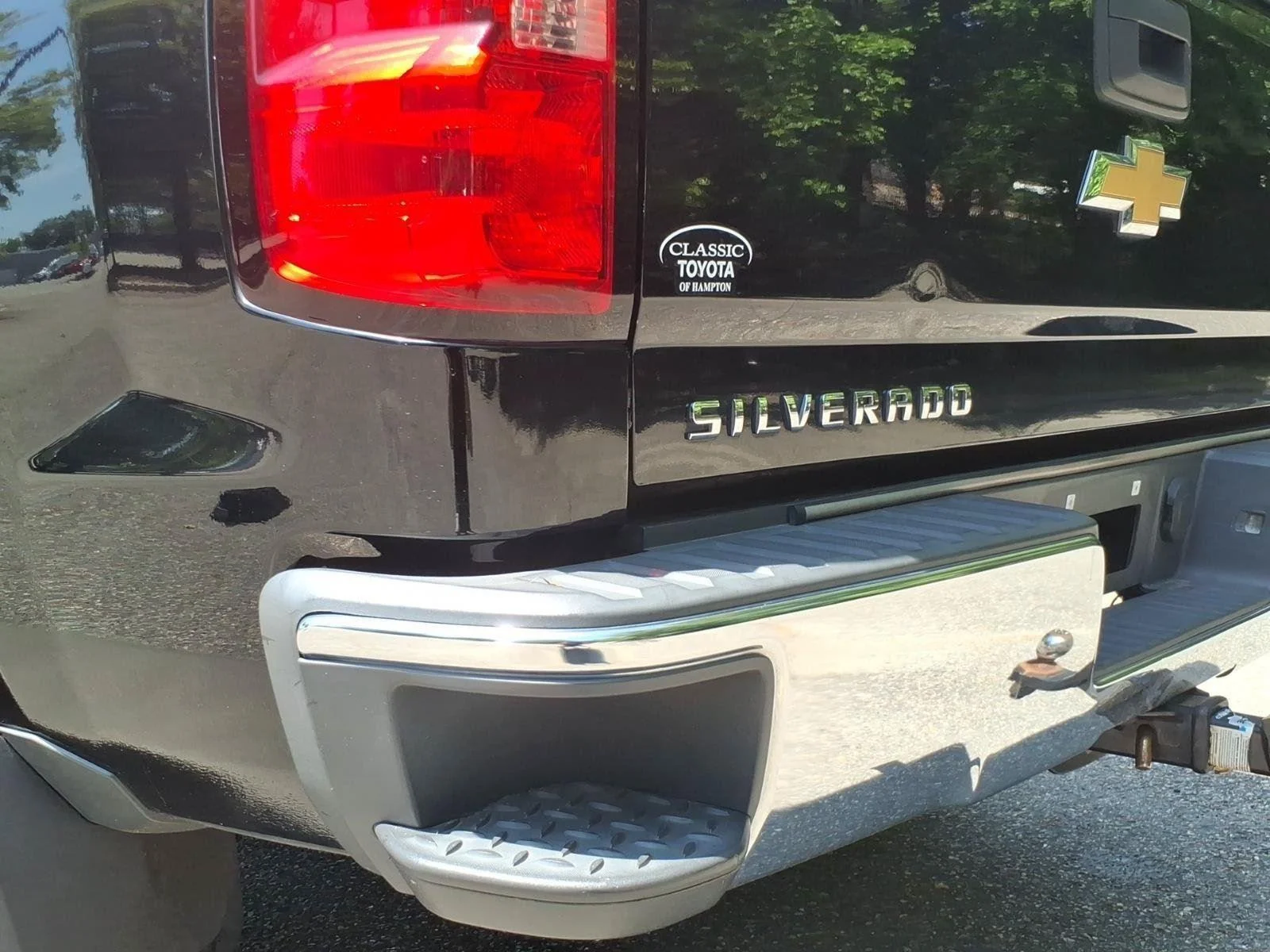 Used 2015 Black Chevrolet LS image 15