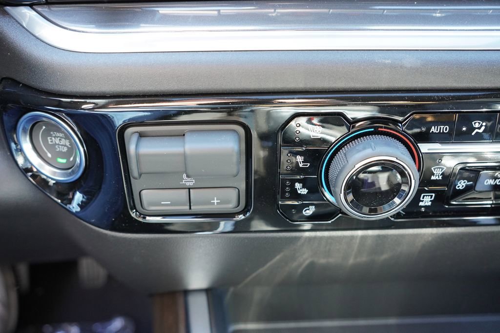 2026 Chevrolet Silverado 1500 High Country - Photo 17
