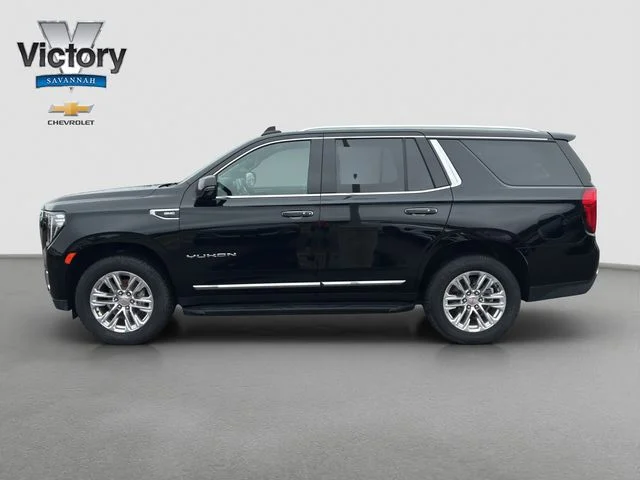 Used 2021 Black GMC SLT image 4