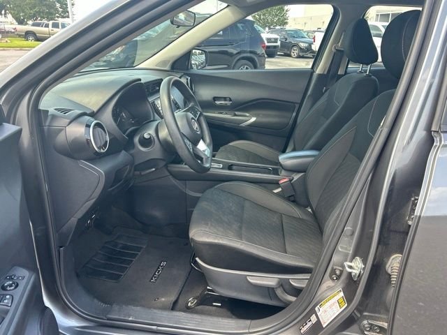 Used 2023 Gray Nissan SV image 21