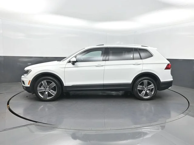Used 2021 White Volkswagen 2.0T SEL image 2