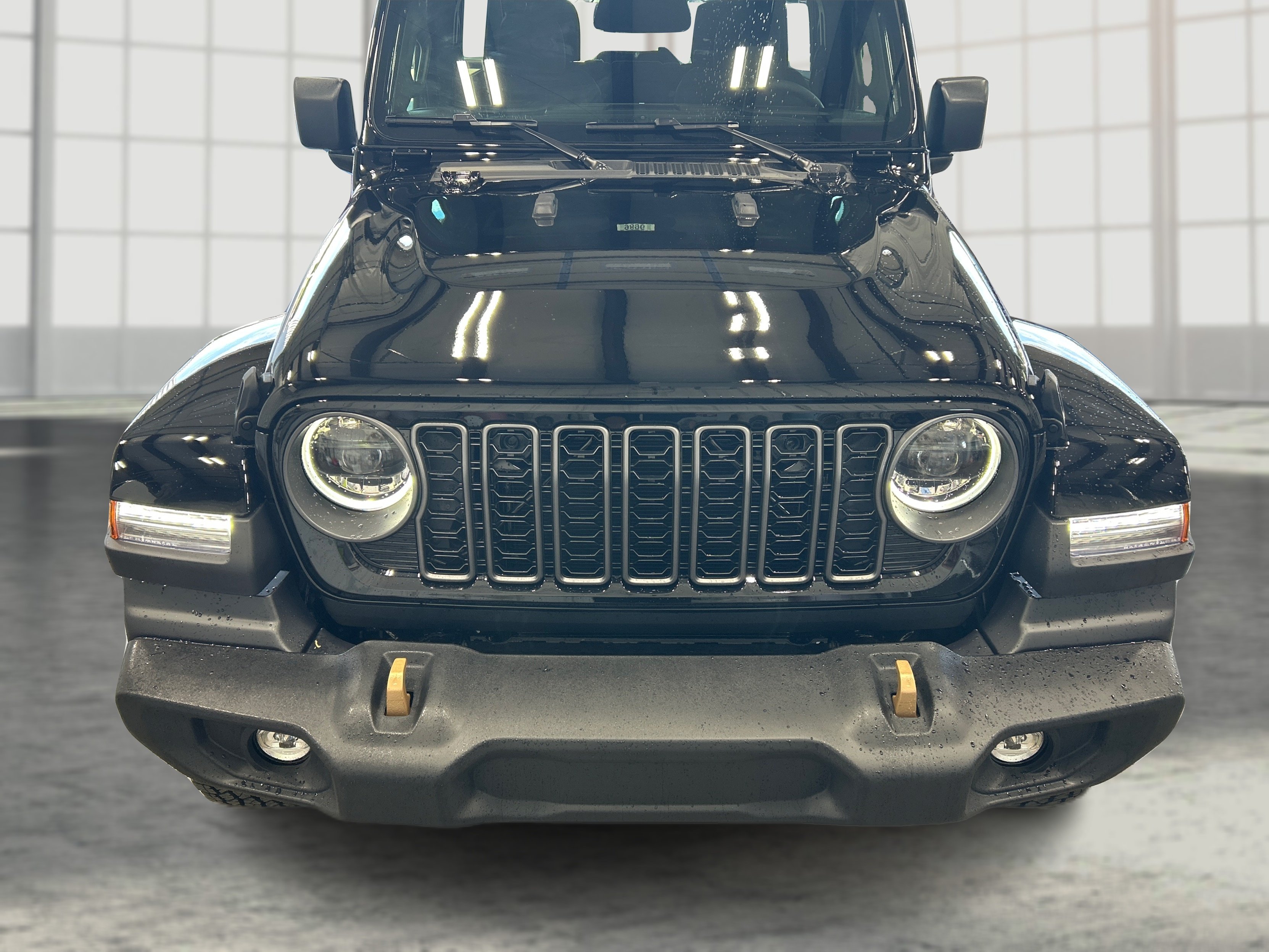 New 2026 Black Clear-Coat Exterior Paint Jeep 85th Anniversary Edition image 20