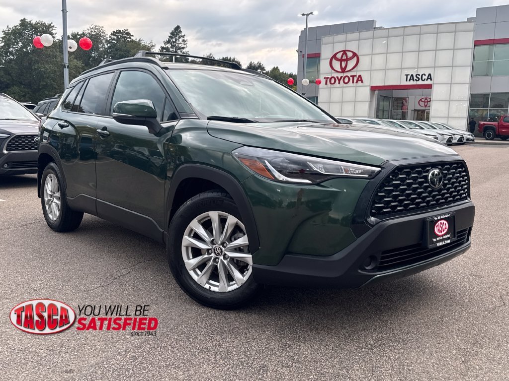 Used 2024 Green Toyota LE image 1