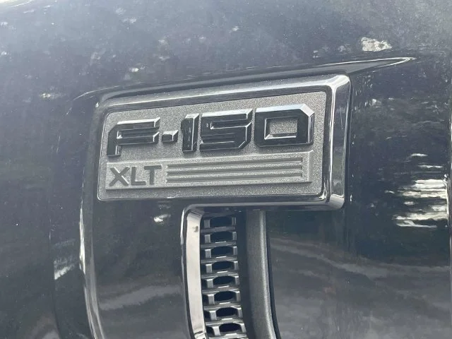 New 2026 Black Ford XLT image 6
