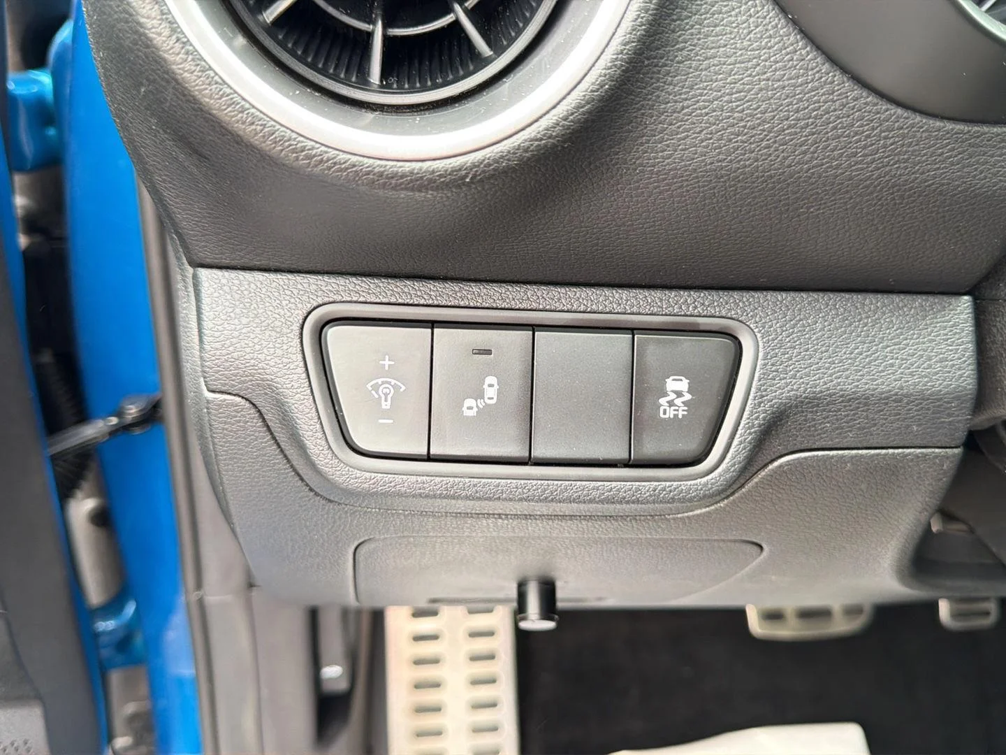 Used 2023 Sporty Blue Kia GT-Line image 26