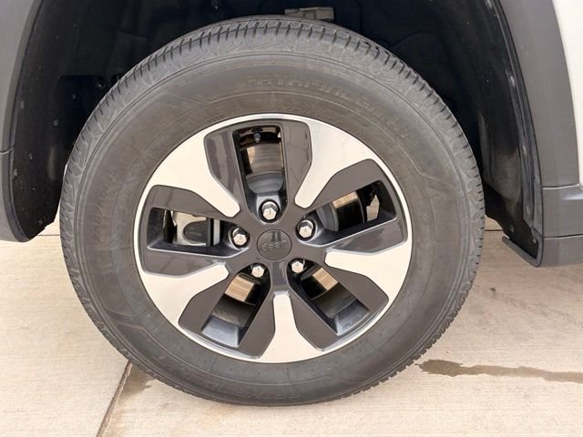 Certified Used 2024 Silver Jeep 4xe image 6