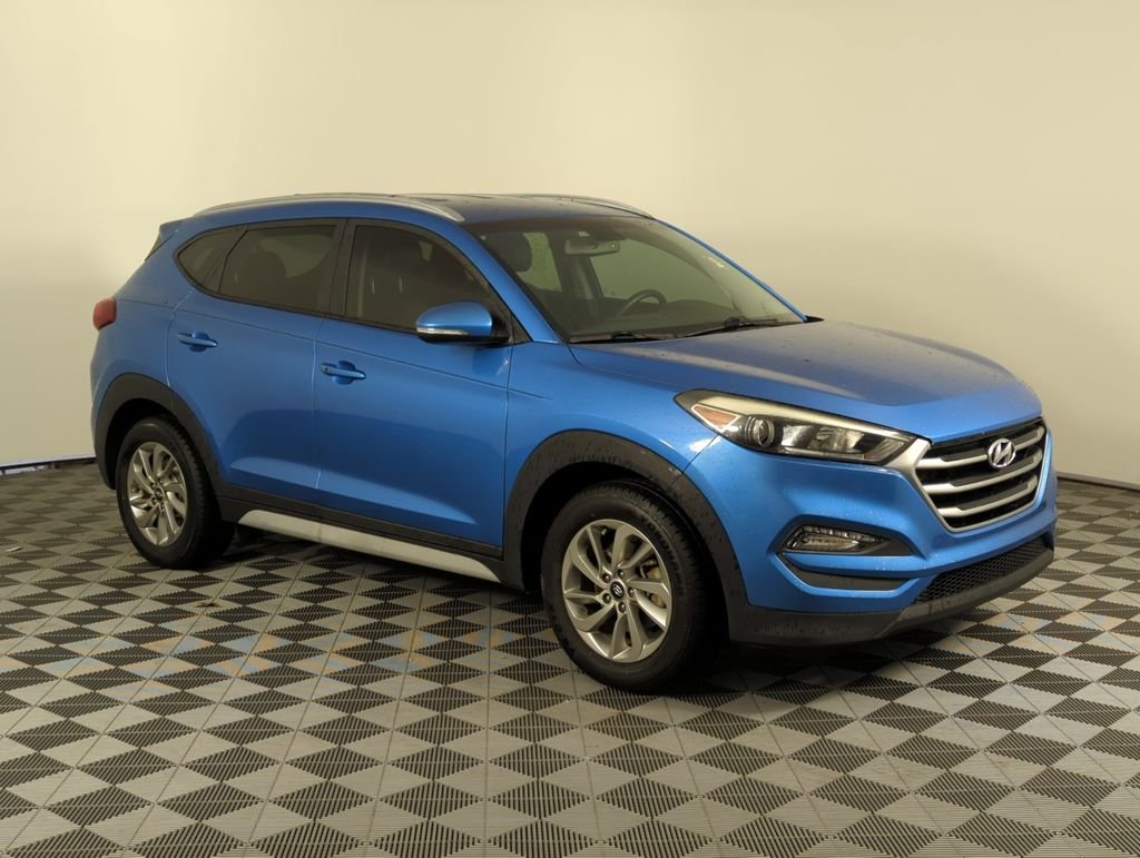 Used 2018 Blue Hyundai SEL Plus image 9