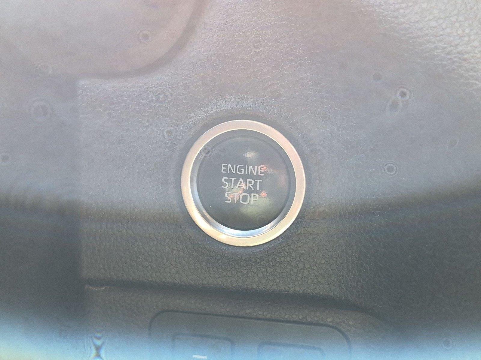 Used 2022  Toyota SR5 image 29