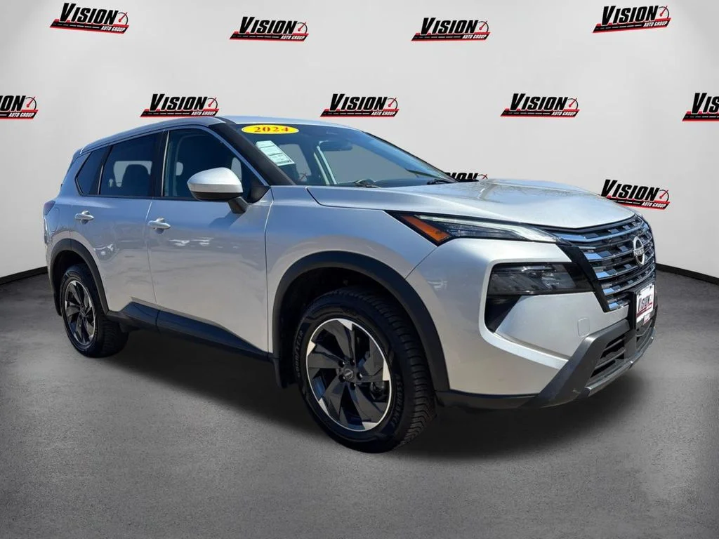Certified Used 2024 Silver Nissan SV image 3