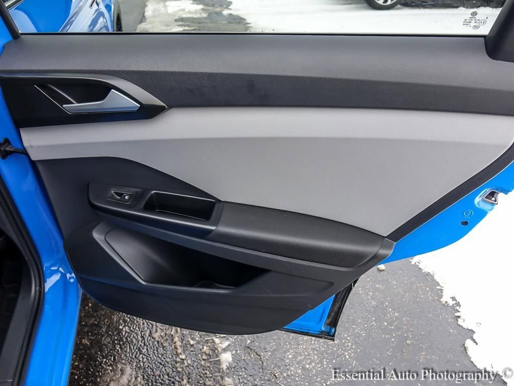 2023 VOLKSWAGEN TAOS - Image 25