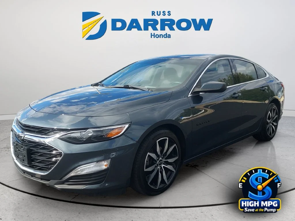 Used 2021 Gray Chevrolet RS image 1