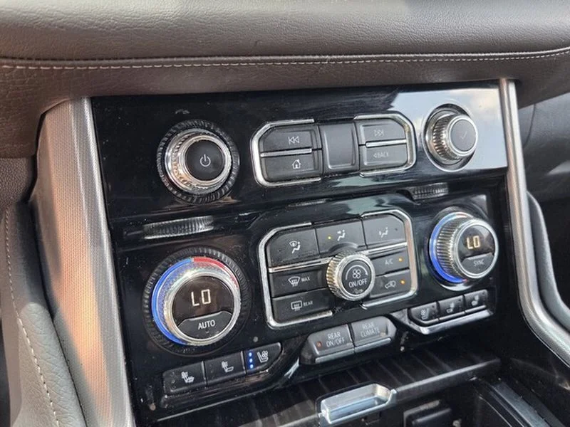 Used 2022 Onyx Black GMC Denali image 22