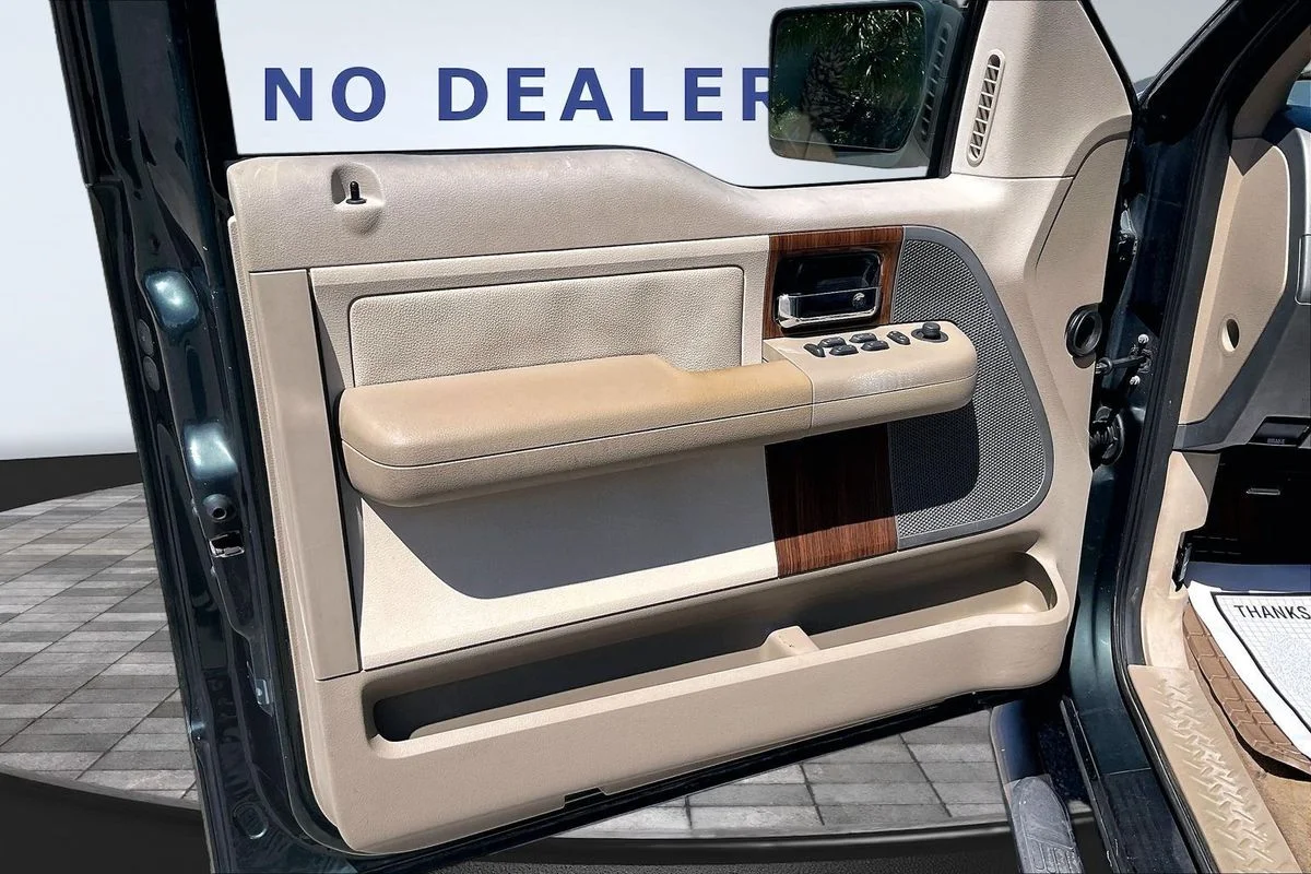 Used 2004 Green Ford LARIAT image 18