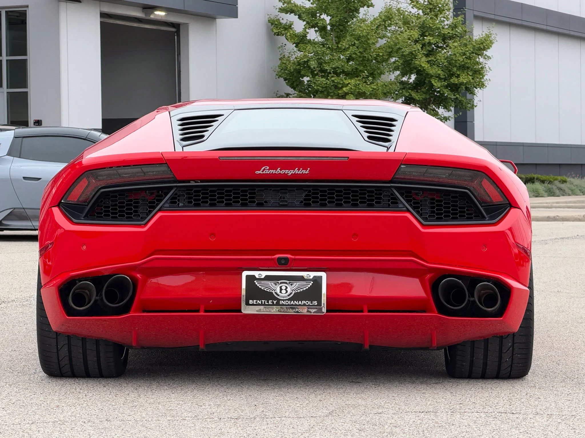 Used 2016 Red Lamborghini LP580-2 image 6