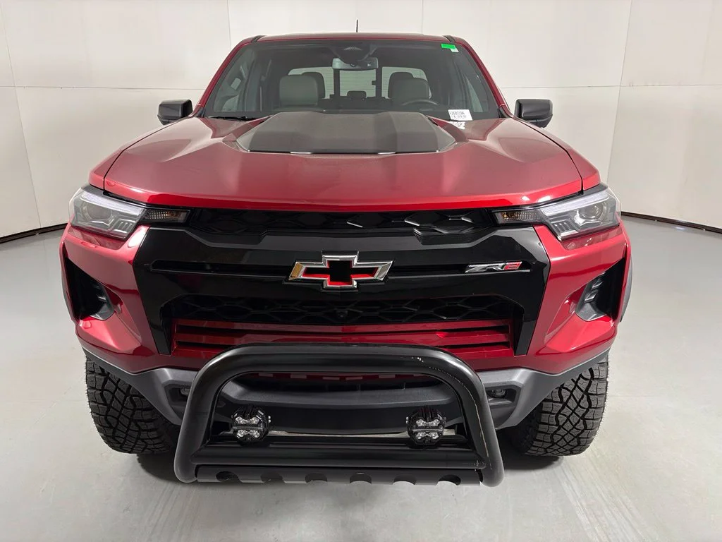 Used 2025 Red Chevrolet ZR2 image 3