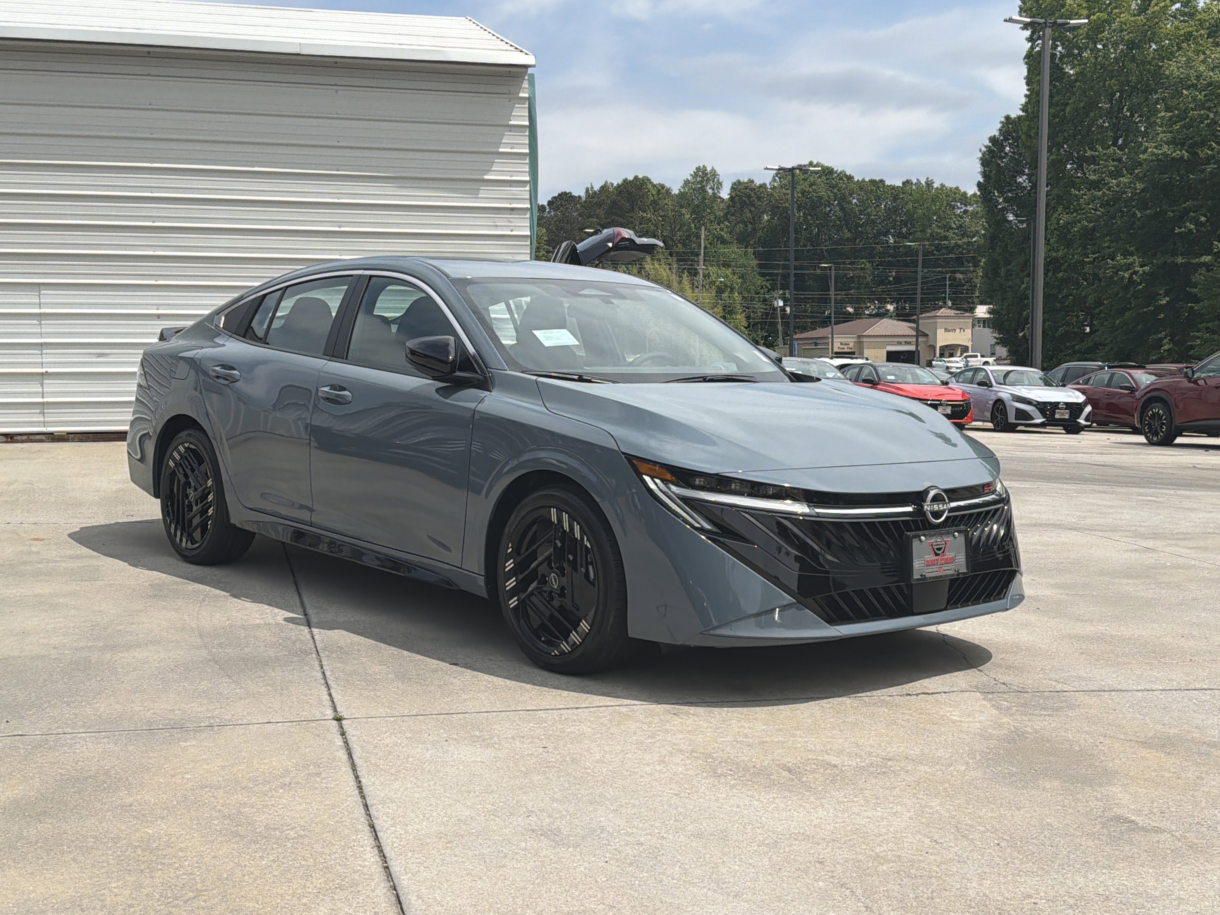 New 2026 Atlantic Gray Metallic Nissan SR image 2