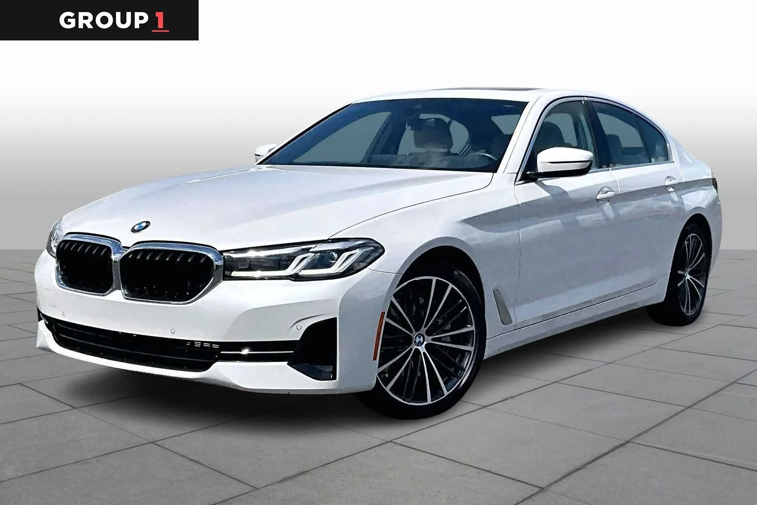 2022 BMW 5 Series 540i Sedan's photo