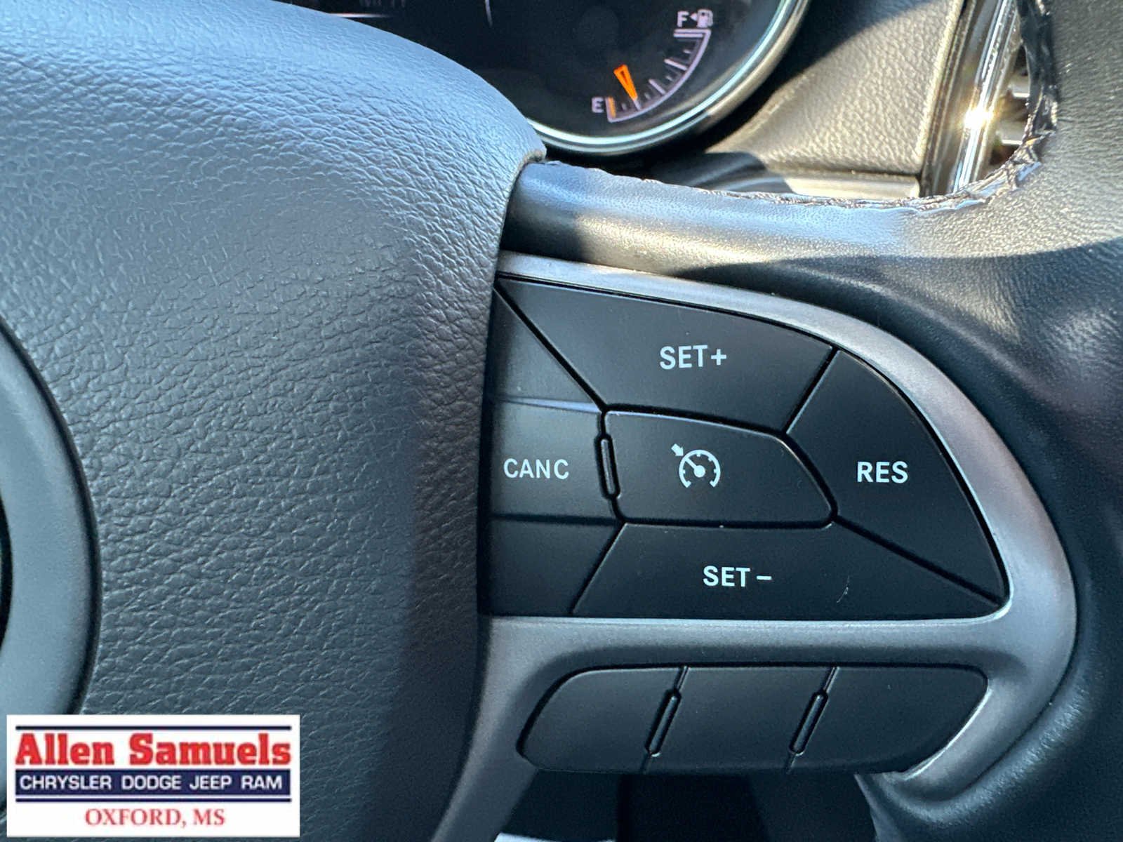 Used 2022 Bright White Clearcoat Jeep Limited image 20