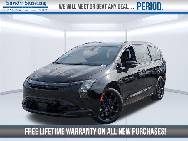New 2027 Diamond Black Crystal Pearl-Coat Exterior Paint Chrysler Limited image 1