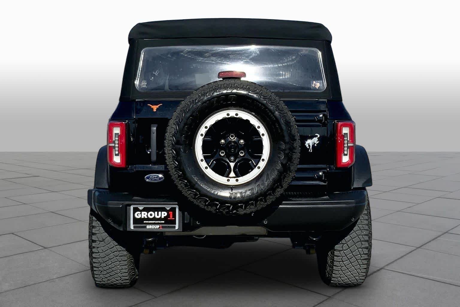 Used 2022 Shadow Black Ford Badlands image 6