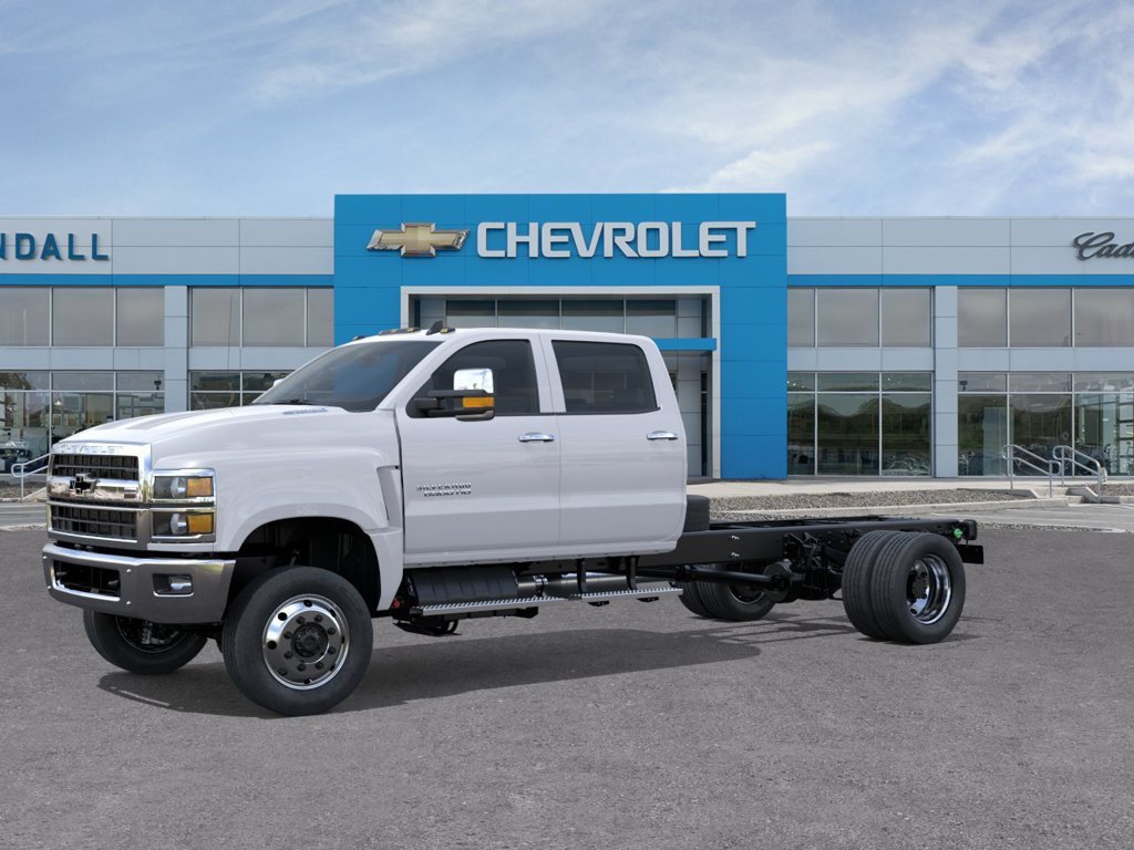 New 2026 Summit White Chevrolet Work Truck image 2